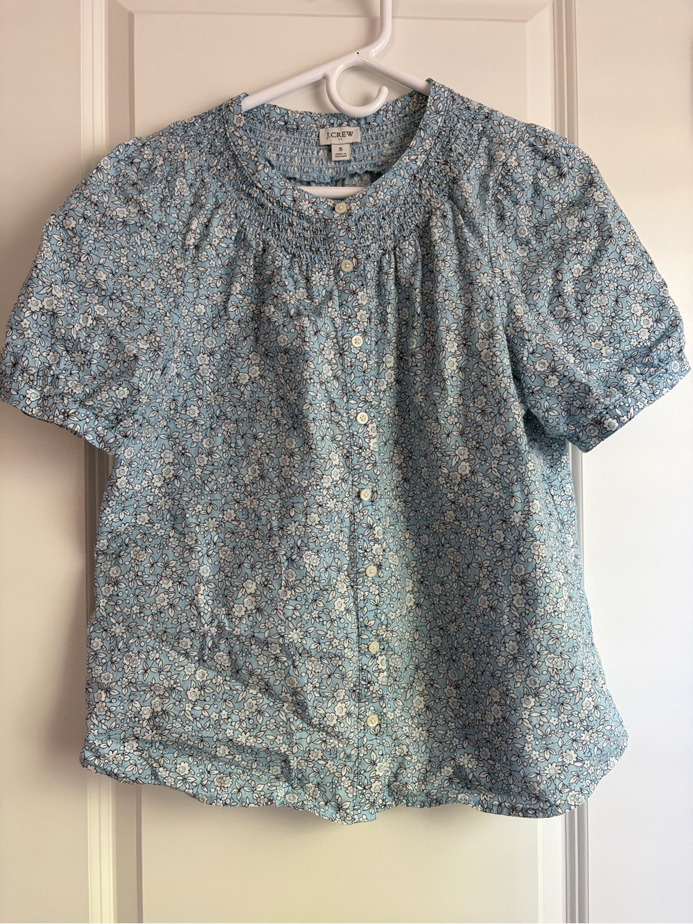 J. Crew Linen & Cotten Blue Floral Short-Sleeve Button Front Blouse